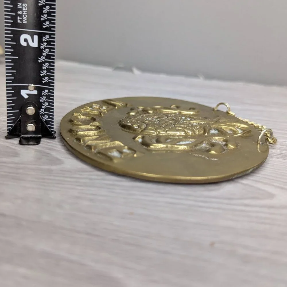 Unknown charming gold